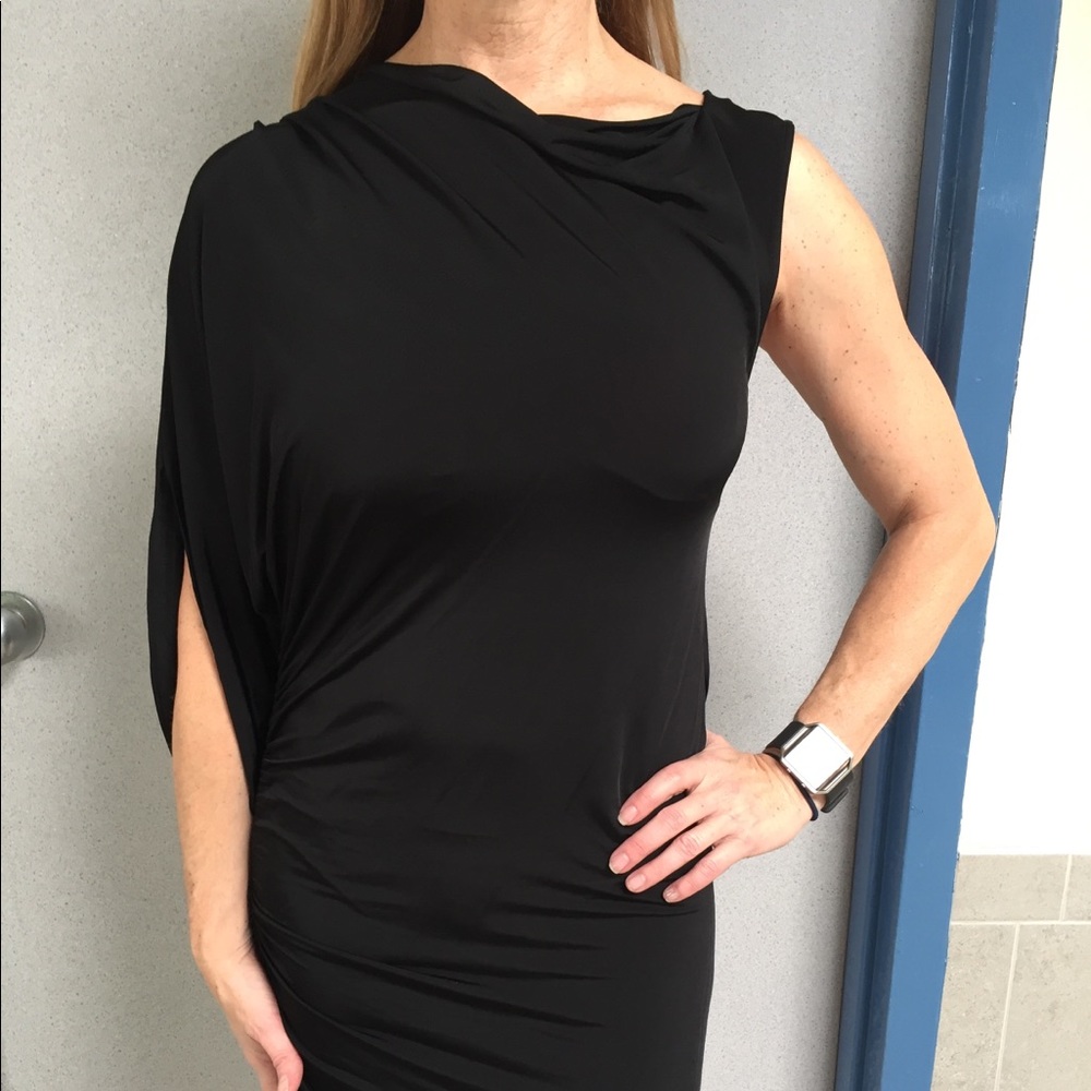 ALICE & OLIVIA szS-M silky 1 arm black black dress